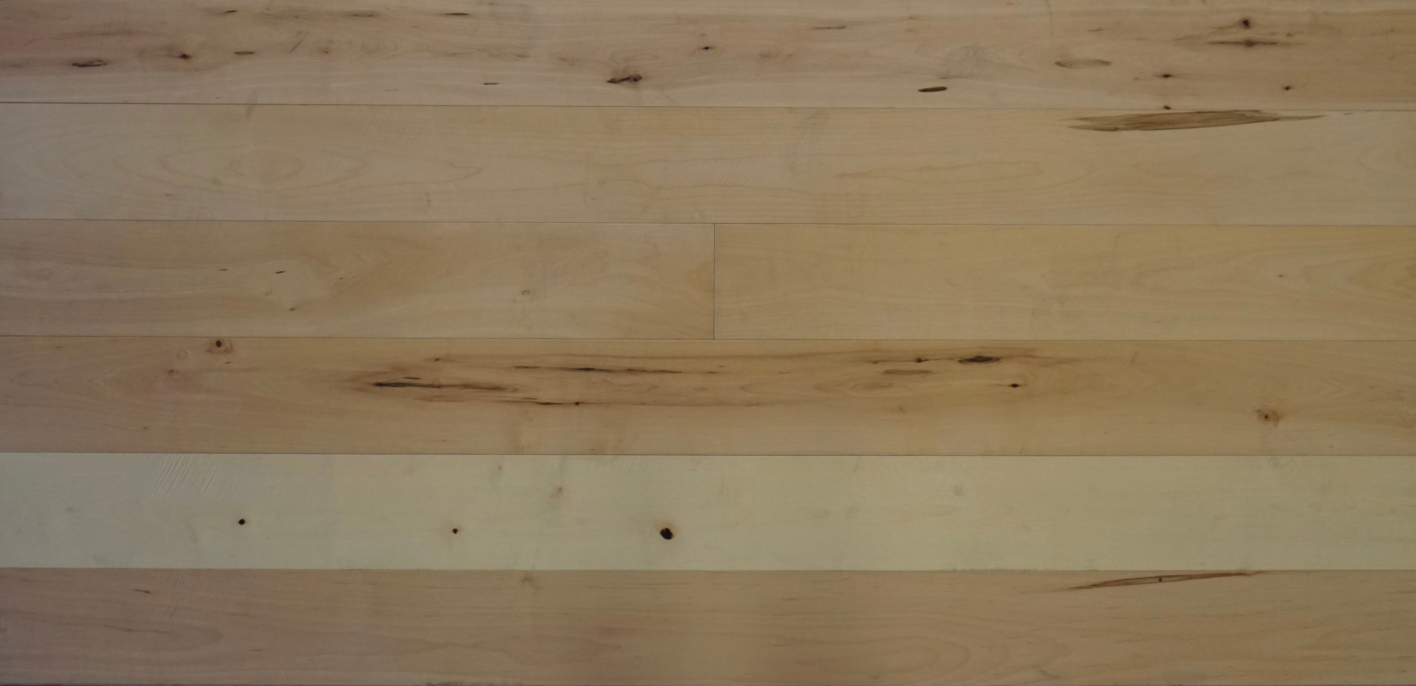 Natural — Maple Distressed (Character)