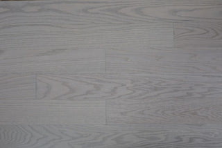 LZE-002 LAUZON CALIZA MATTE Engineered Red OAK Flooring – 4 1/4X3/4 (16.7O SQFT)